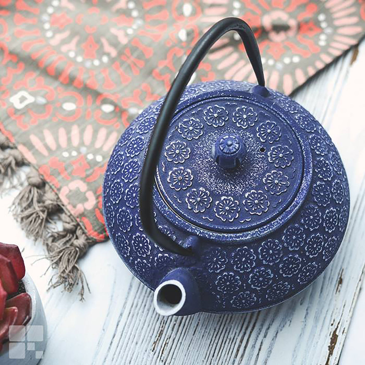 Blue Floral Cast Iron Teapot