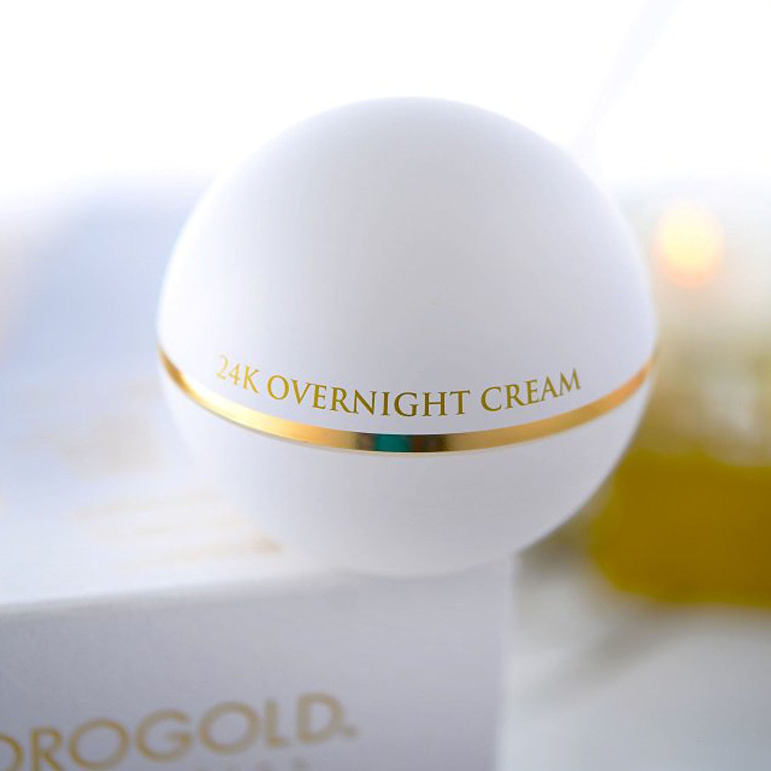 orogold night moisturizer cream